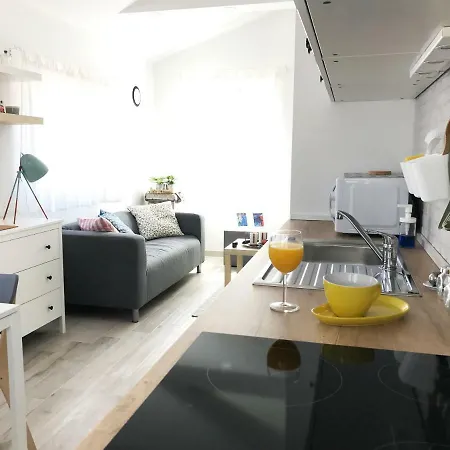 ***sufit*** Charming With A Sea View アパート *